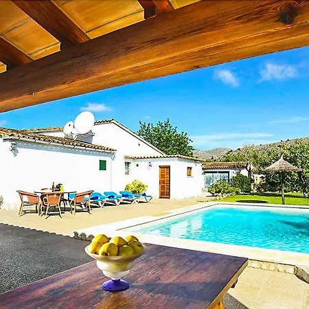 Rei Villa *